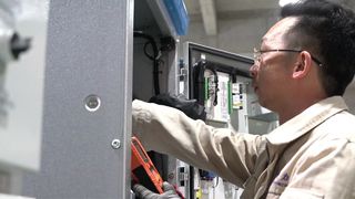 天安市内部: 現場での開閉装置テスト